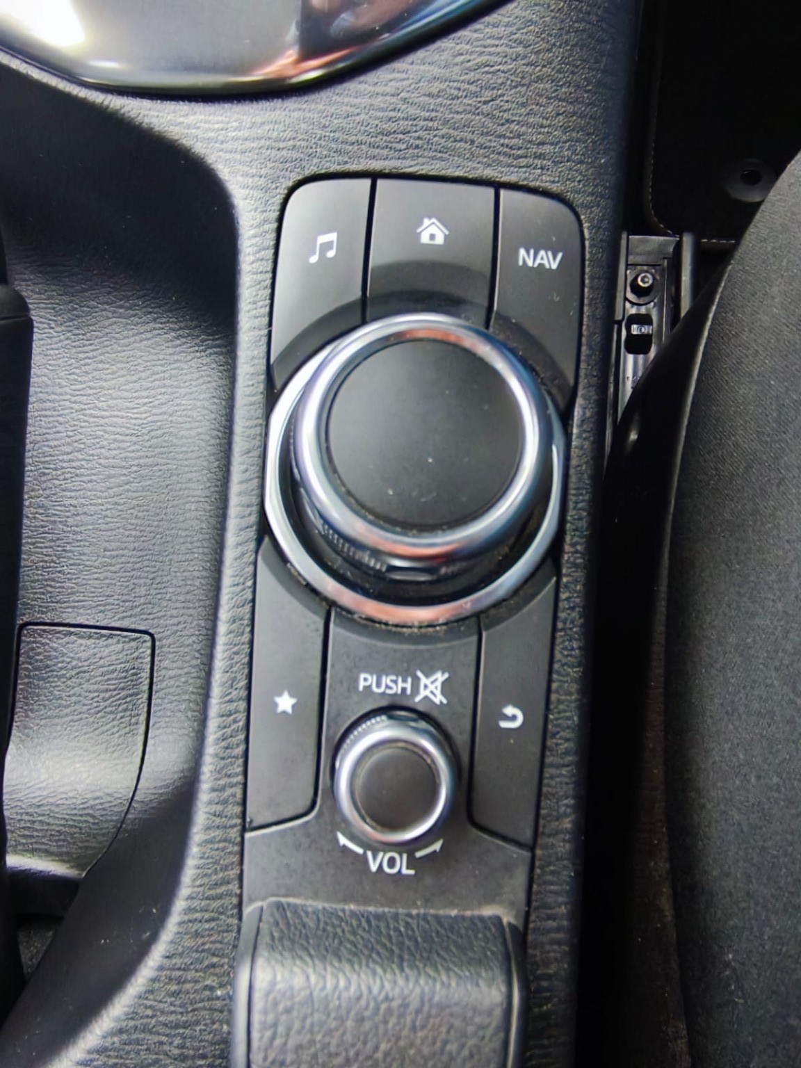 Used Mazda Mazda2 2017 for sale - 77548179: Photo 15