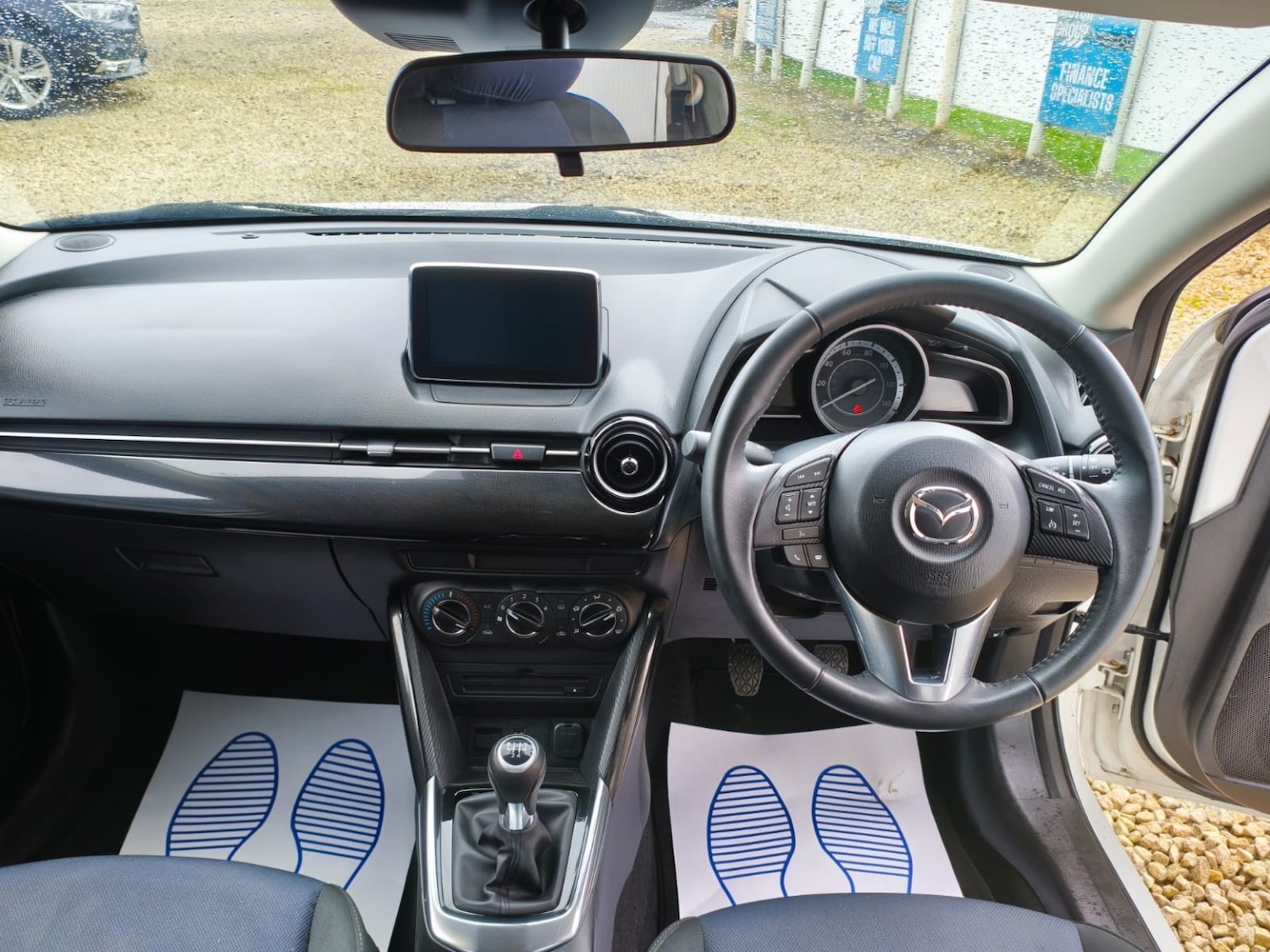 Used Mazda Mazda2 2017 for sale - 77548179: Photo 25