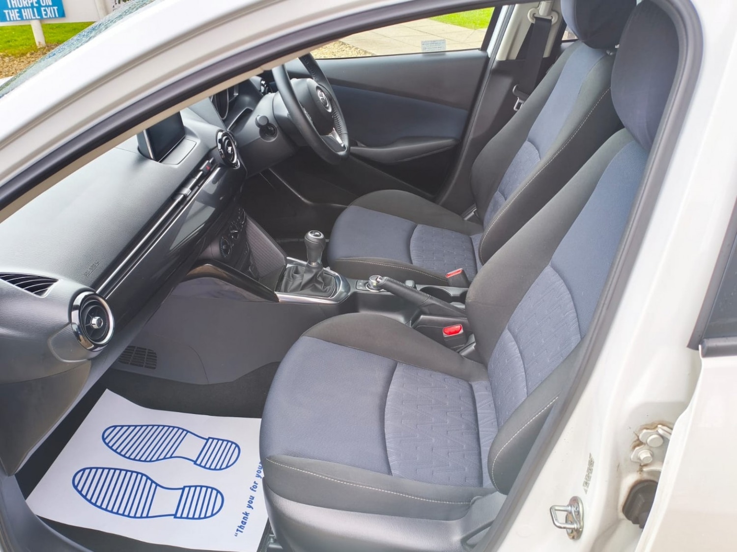 Used Mazda Mazda2 2017 for sale - 77548179: Photo 32