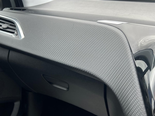 Used Peugeot 208 2018 for sale - 75539042: Photo 30