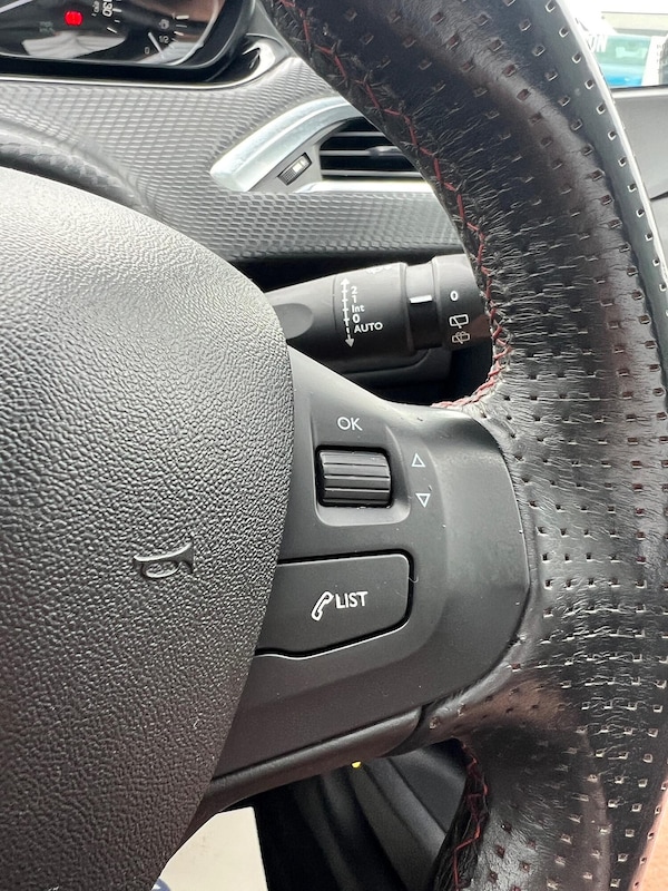 Used Peugeot 208 2018 for sale - 75539042: Photo 35