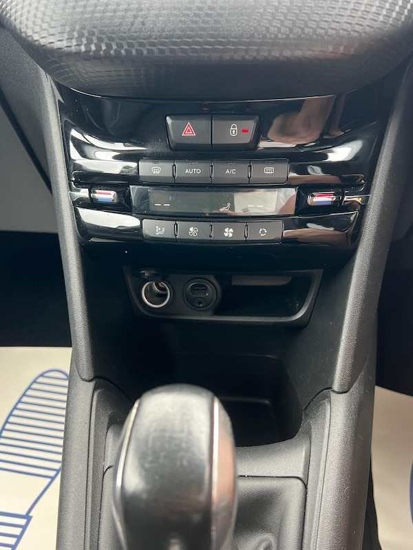 Used Peugeot 208 2018 for sale - 75539042: Photo 37