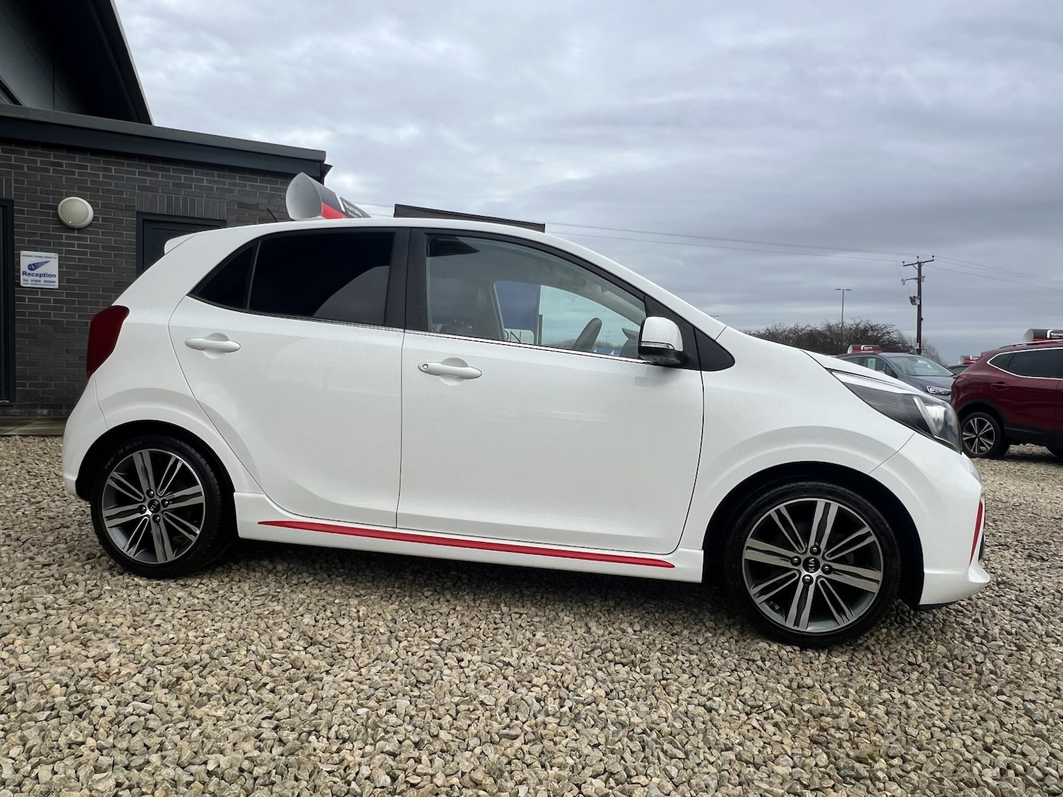 Used Kia Picanto 2017 for sale - 76692827: Photo 3