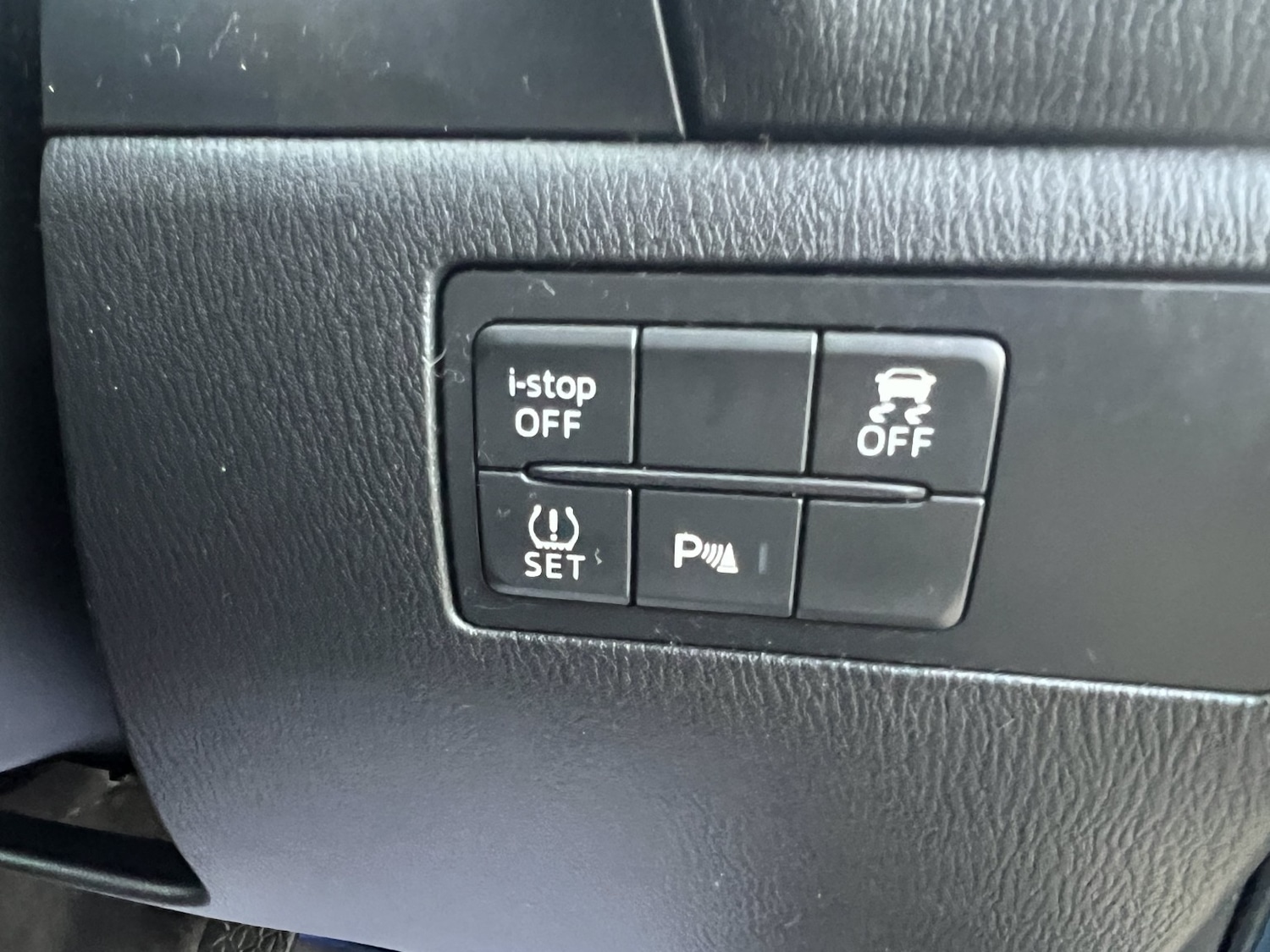 Used Mazda Mazda3 2016 for sale - 76655978: Photo 17