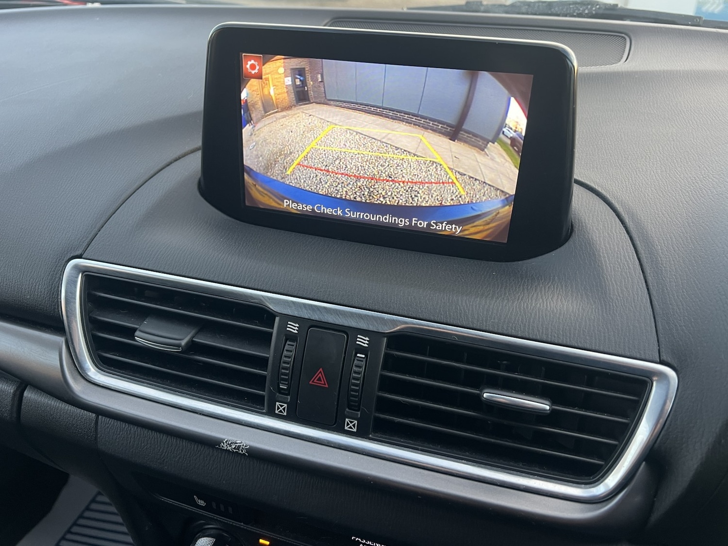 Used Mazda Mazda3 2016 for sale - 76655978: Photo 23