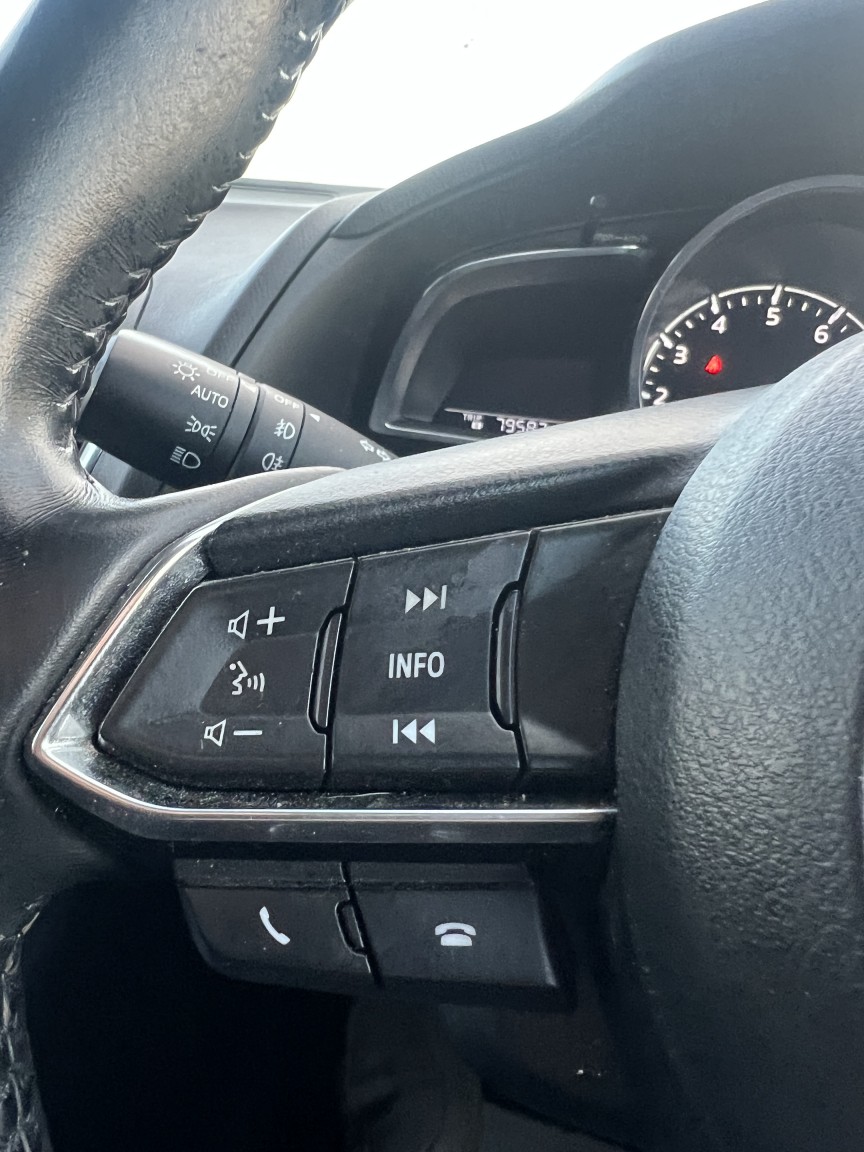 Used Mazda Mazda3 2016 for sale - 76655978: Photo 28