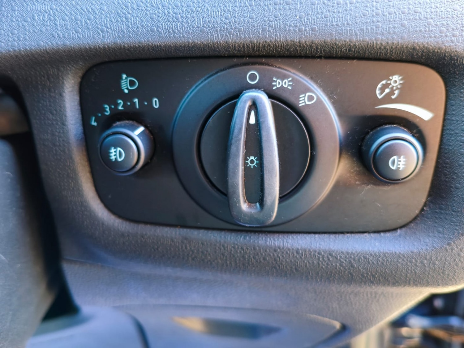 Used Ford Fiesta 2014 for sale - 77431399: Photo 23