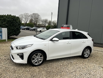 Used Kia Ceed 2019 for sale - 76504725: Photo