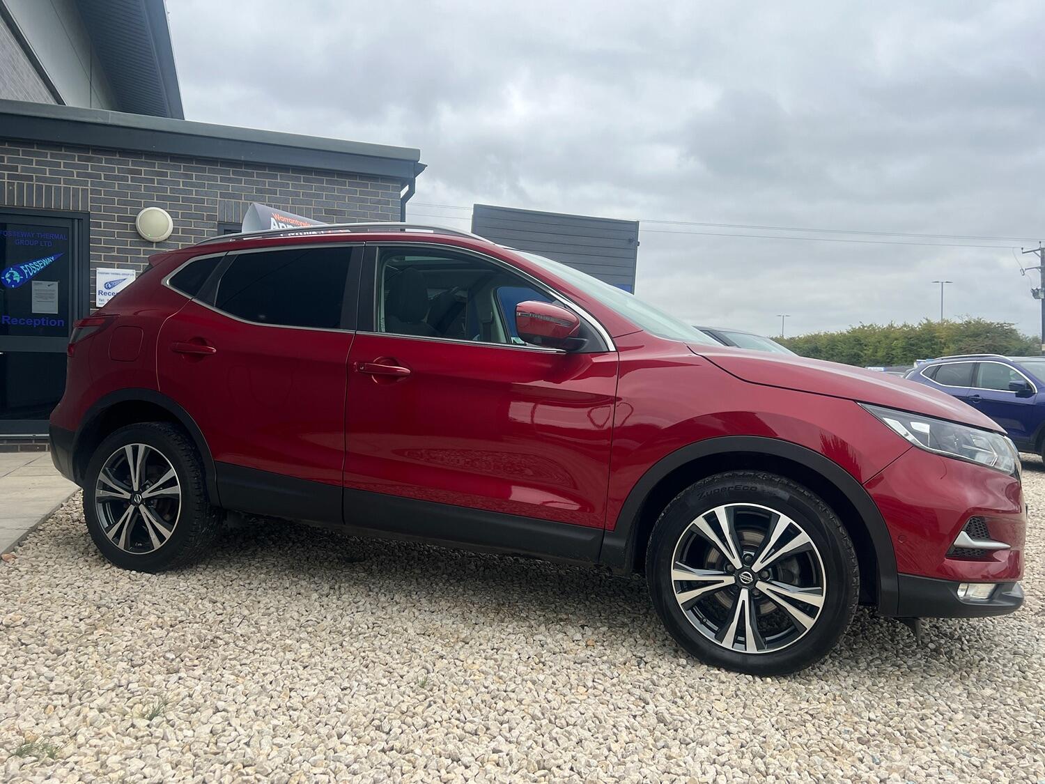 Used Nissan Qashqai 2019 for sale - 76794207: Photo 2