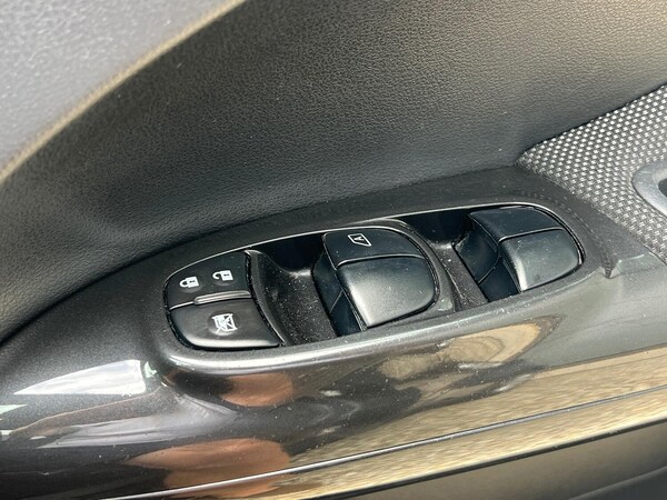 Used Nissan Juke 2014 for sale - 75598914: Photo 17