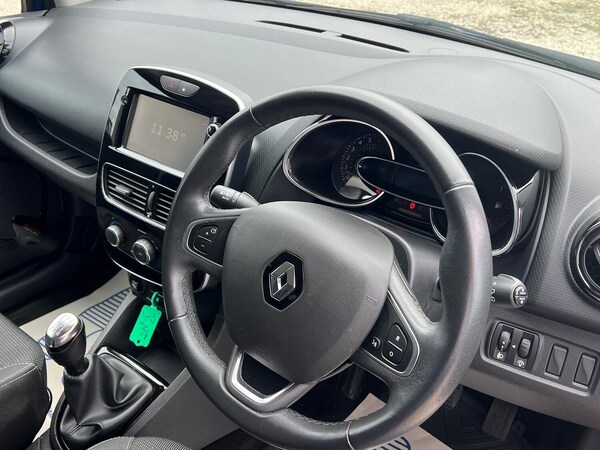 Used Renault Clio 2017 for sale - 75438177: Photo 29