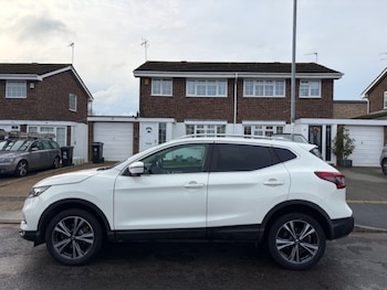 Used Nissan Qashqai 2017 for sale - 77019939: Photo