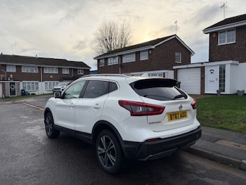 Used Nissan Qashqai 2017 for sale - 77019939: Photo