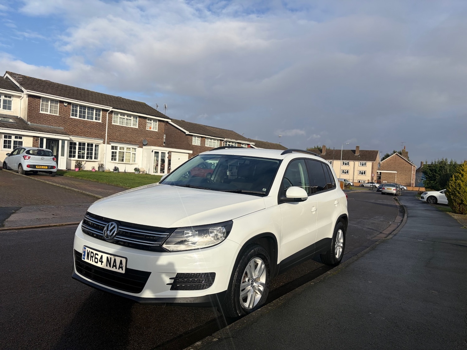 Used Volkswagen Tiguan 2014 for sale - 77168694: Photo 2