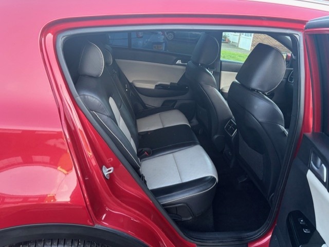 Used Kia Sportage 2018 for sale - 76834709: Photo 8