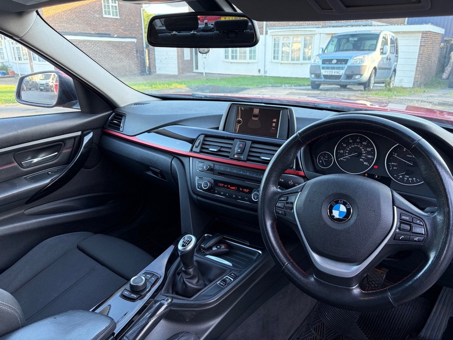 Used BMW 3 Series 2012 for sale - 76709715: Photo 7