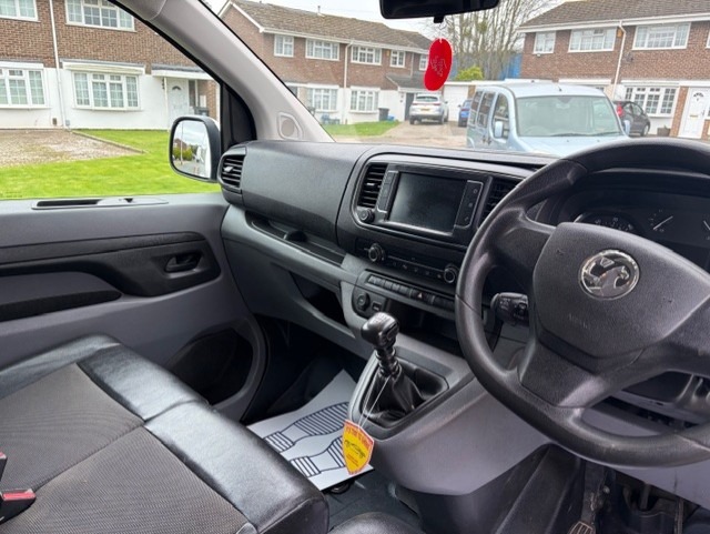 Used Vauxhall Vivaro 2019 for sale - 77848316: Photo 6