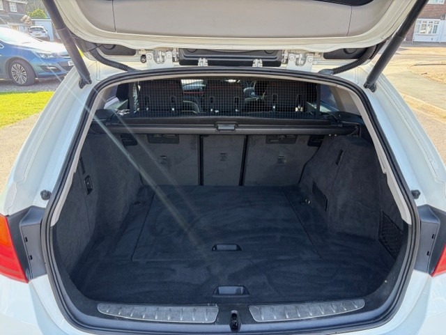 Used BMW 3 Series 2012 for sale - 77950557: Photo 9