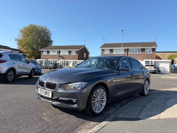 Used BMW 3 Series 2013 for sale - 76114078: Photo 2
