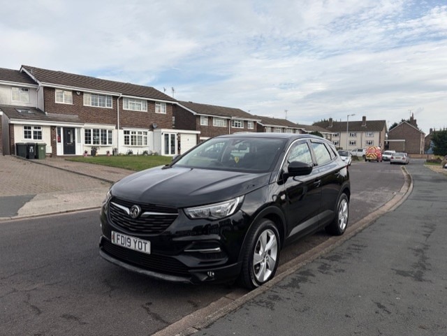 Used Vauxhall Grandland X 2019 for sale - 76127517: Photo 2