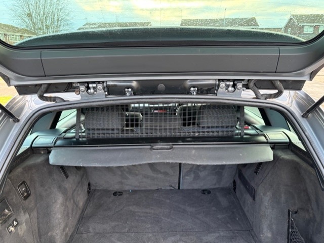 Used BMW 3 Series 2011 for sale - 77353971: Photo 8