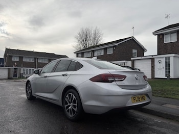 Used Vauxhall Insignia 2018 for sale - 76945785: Photo