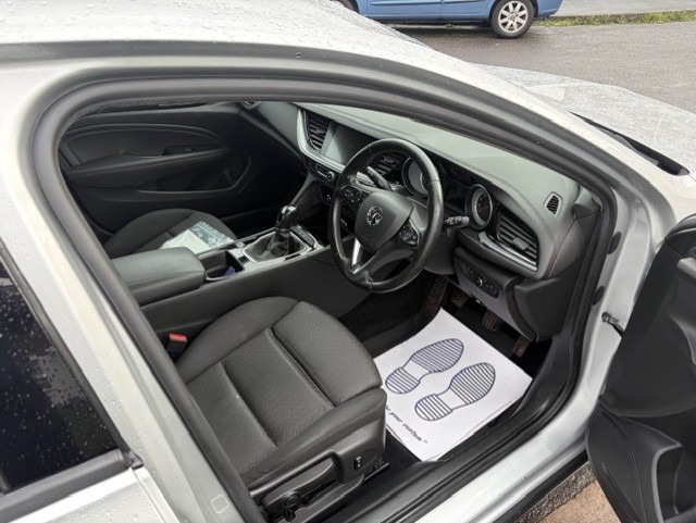 Used Vauxhall Insignia 2018 for sale - 76945785: Photo 6