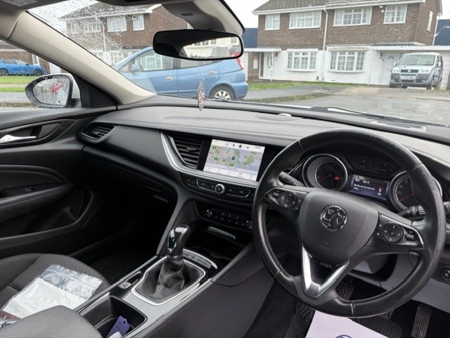 Used Vauxhall Insignia 2018 for sale - 76945785: Photo 7