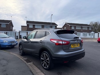 Used Nissan Qashqai 2014 for sale - 76568243: Photo