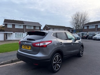 Used Nissan Qashqai 2014 for sale - 76568243: Photo