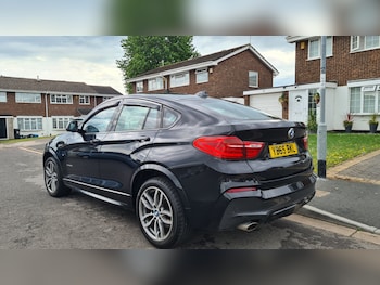 Used BMW X4 2015 for sale - 79030925: Photo