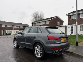 Used Audi Q3 2013 for sale - 77210670: Photo
