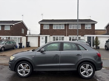 Used Audi Q3 2013 for sale - 77210670: Photo