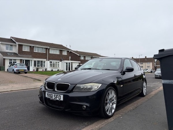 Used BMW 3 Series 2011 for sale - 76263052: Photo 2