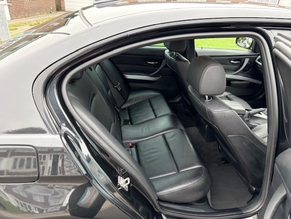 Used BMW 3 Series 2011 for sale - 76263052: Photo 8