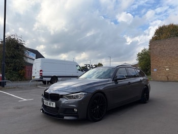Used BMW 3 Series 2015 for sale - 76100920: Photo