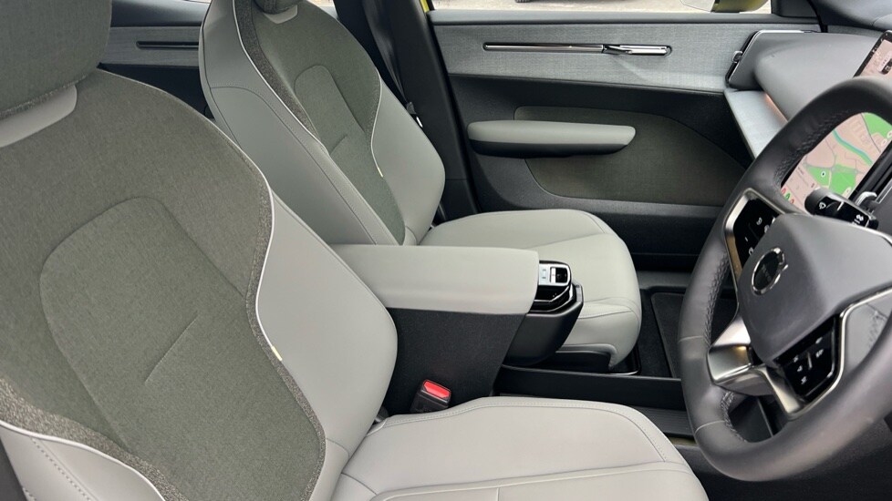 Used Volvo EX30 2025 for sale - 75776174: Photo 9
