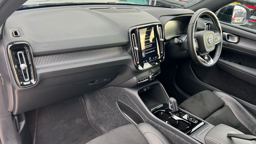 Used Volvo XC40 2020 for sale - 76528904: Photo 4