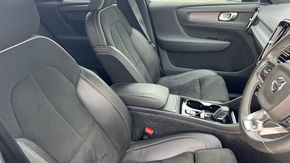 Used Volvo XC40 2020 for sale - 76528904: Photo 9