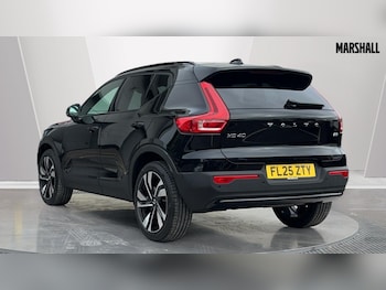 Used Volvo XC40 2025 for sale - 76062360: Photo 2