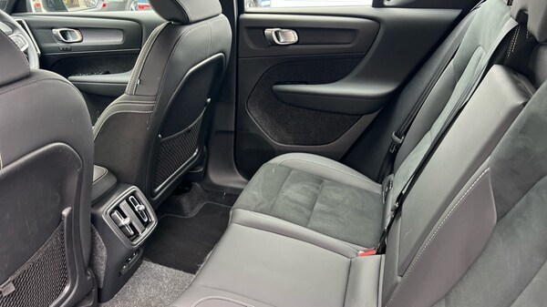 Used Volvo XC40 2024 for sale - 76172448: Photo 10