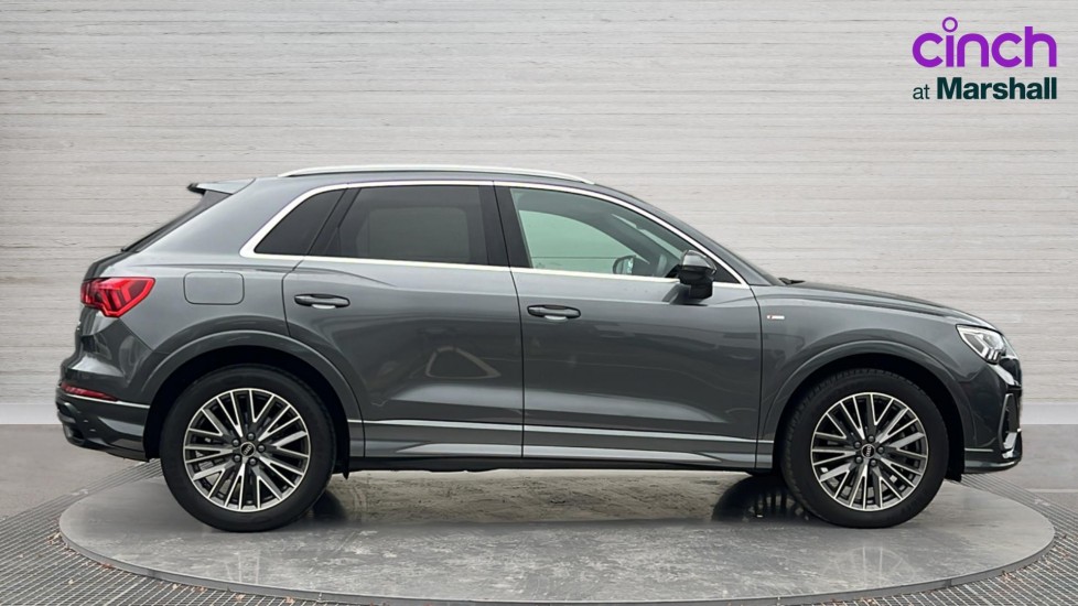 Used Audi Q3 2022 for sale - 76873611: Photo 2