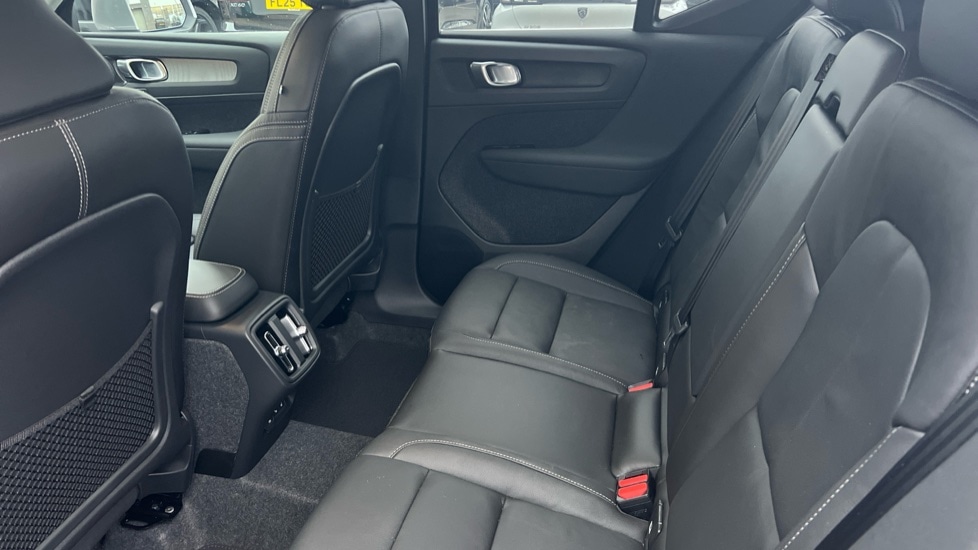 Used Volvo XC40 2025 for sale - 77145754: Photo 10
