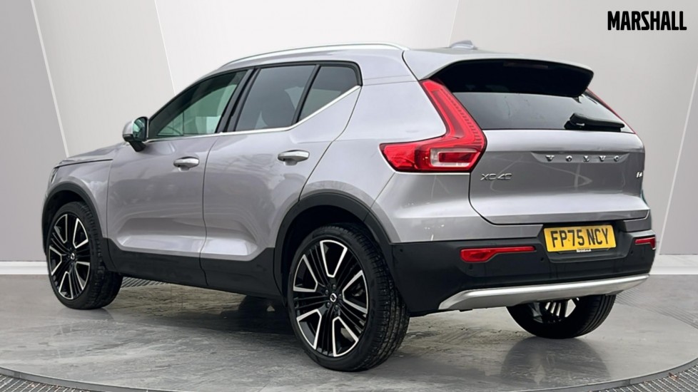 Used Volvo XC40 2025 for sale - 77145754: Photo 2