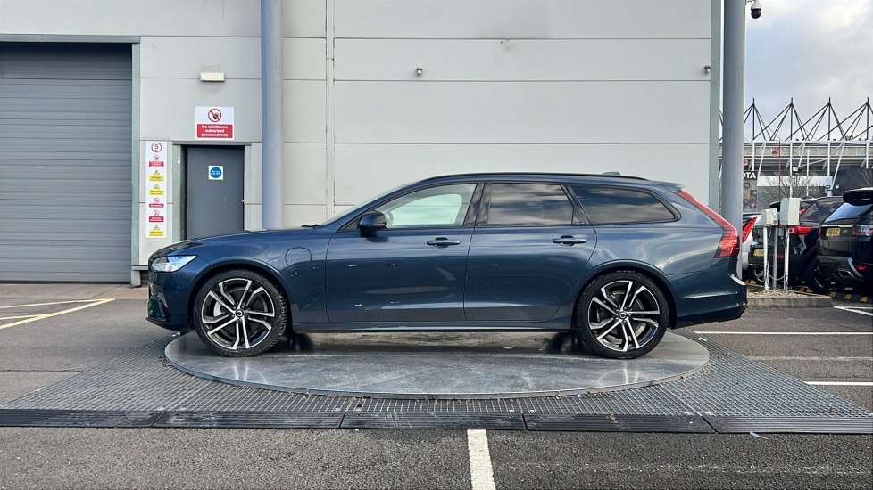 Used Volvo V90 2024 for sale - 76874405: Photo 8