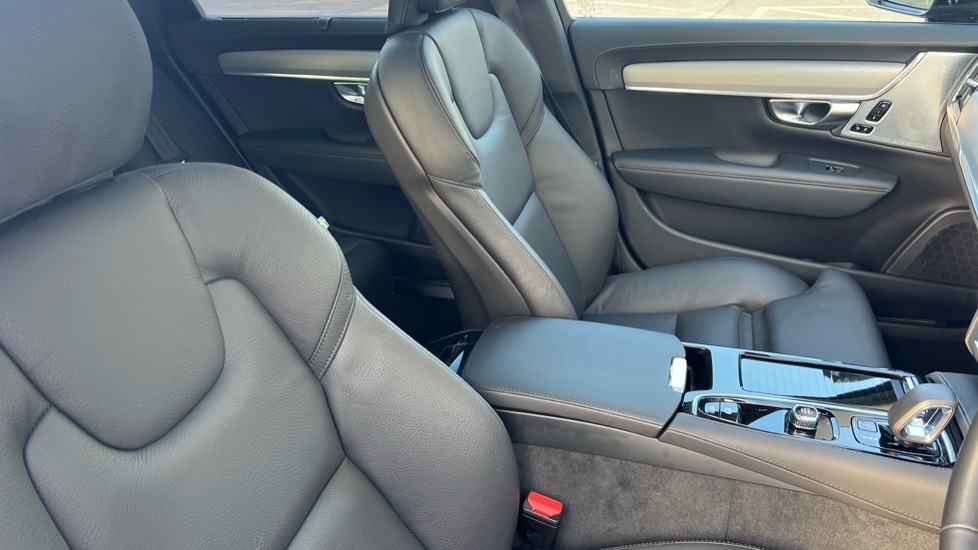 Used Volvo V90 2024 for sale - 76874405: Photo 9