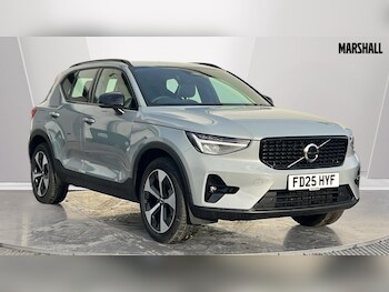 2025 - XC40 2.0 B4P Plus Dark 5dr Auto