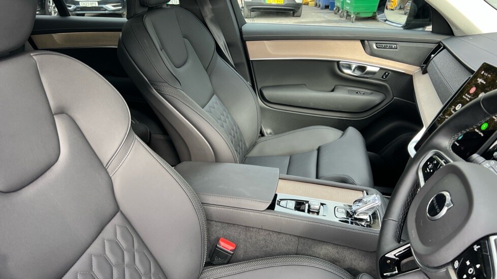 Used Volvo XC90 2025 for sale - 75758985: Photo 9
