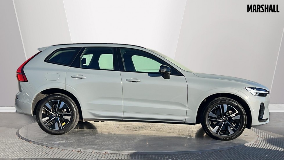 Used Volvo XC60 2025 for sale - 76623628: Photo 3