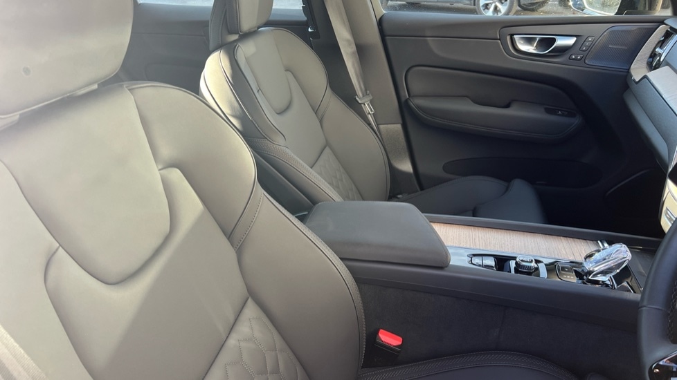 Used Volvo XC60 2025 for sale - 76623628: Photo 9
